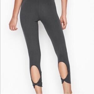 NWT Victoria’s Secret Sports Keyhole L